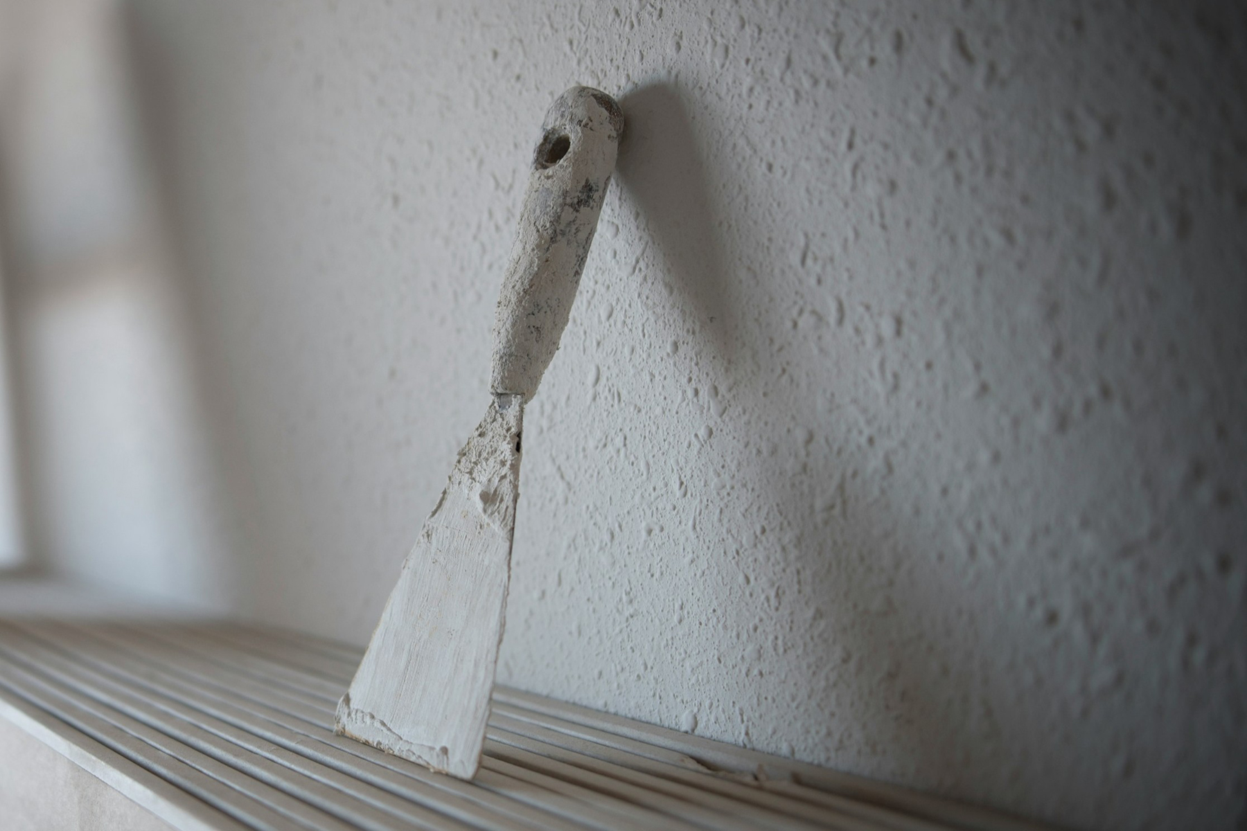 Schaber auf einer glatten Oberfläche